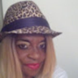 Meet your Posher, Brenda
